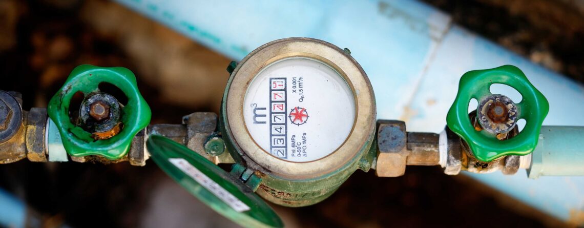 Meter with water valves